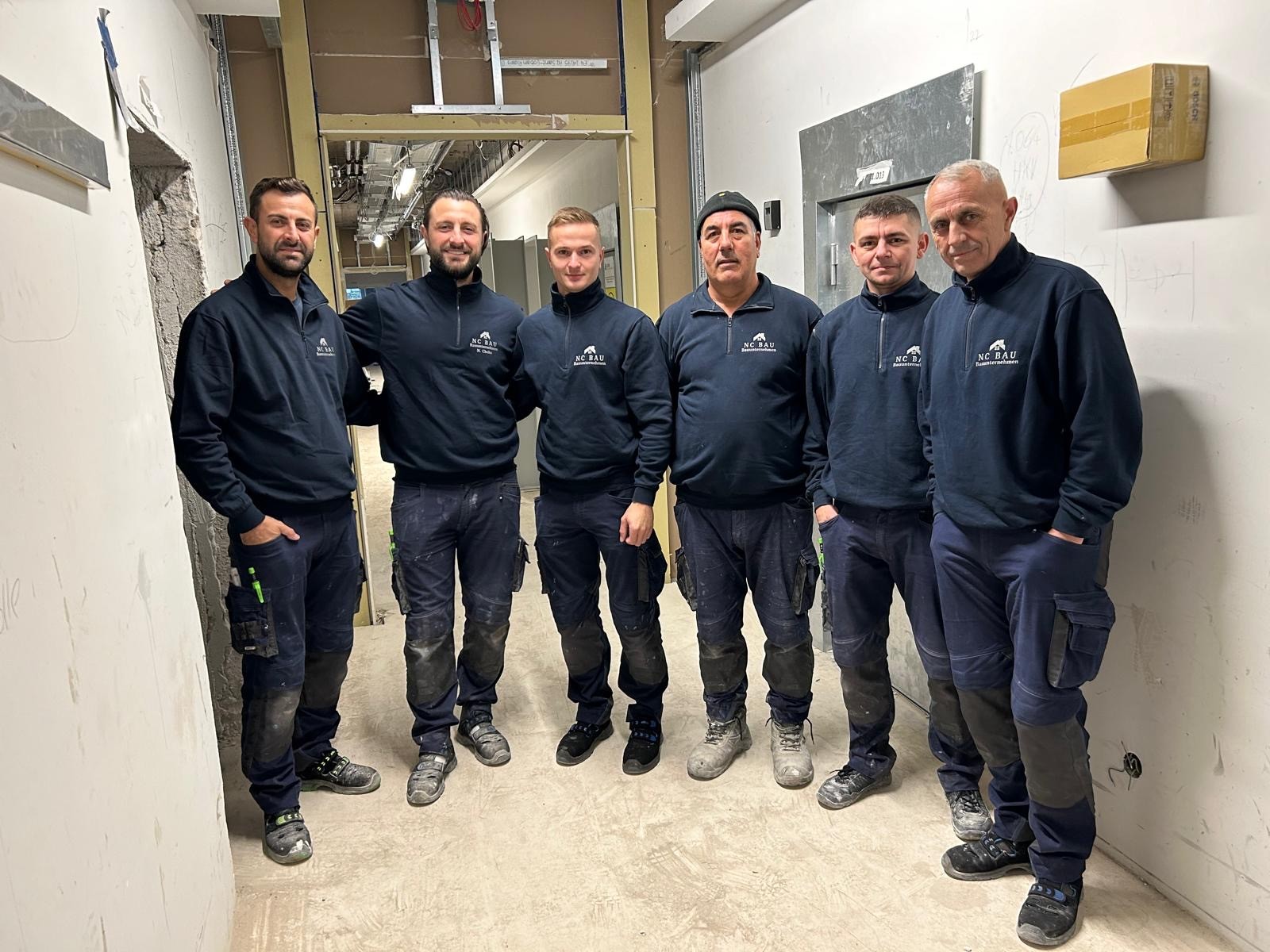 Das Team von NC BAU auf einer Baustelle